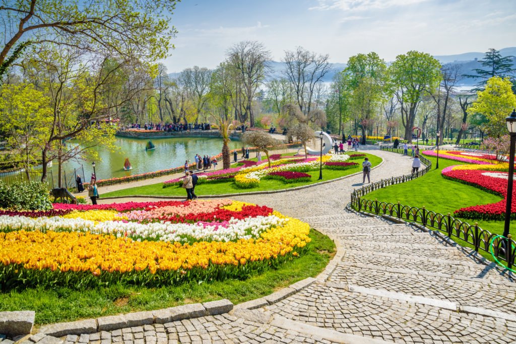 Why Visiting Istanbul in Spring?